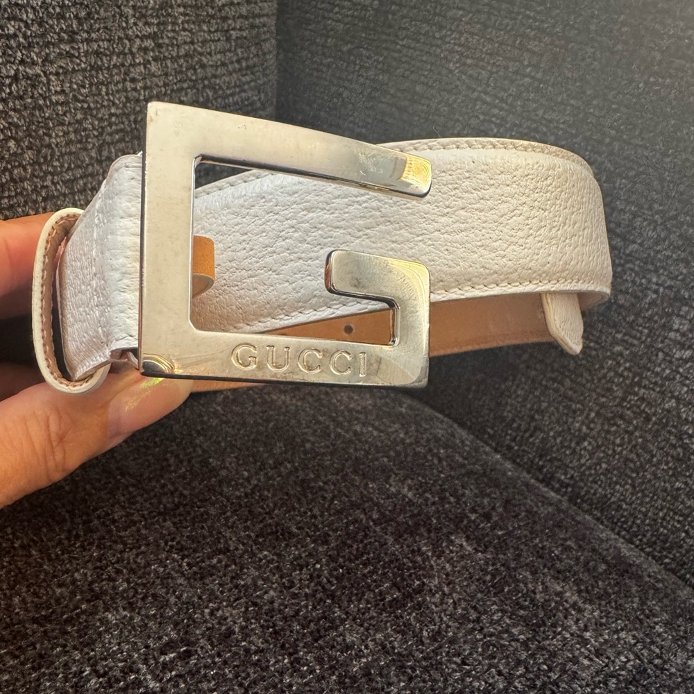Vintage GUCCI Silver G Buckle White Leather Belt Sz 26